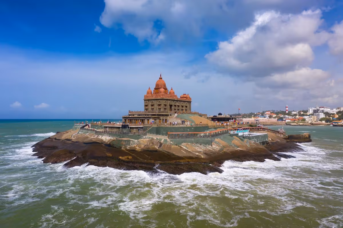 Pondicherry to Kanyakumari Taxi