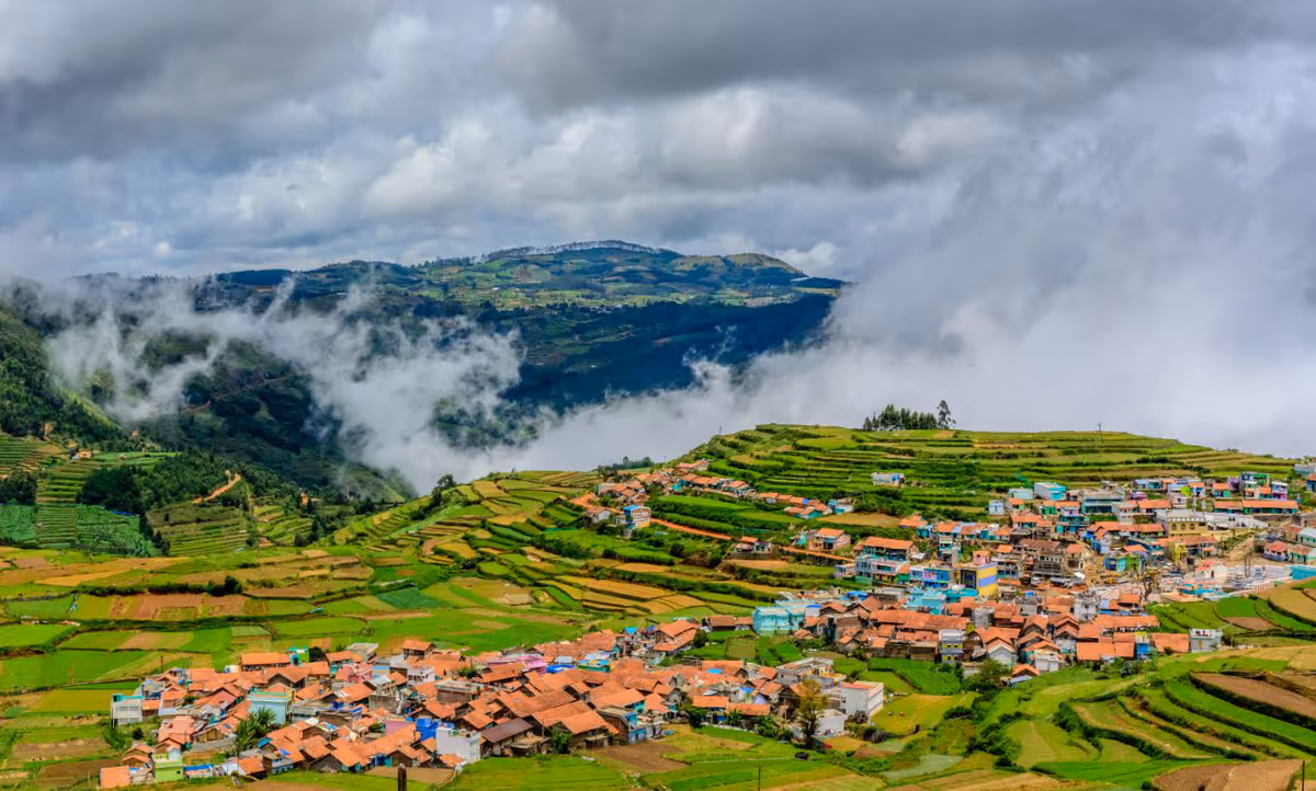 Pondicherry to Ooty Taxi