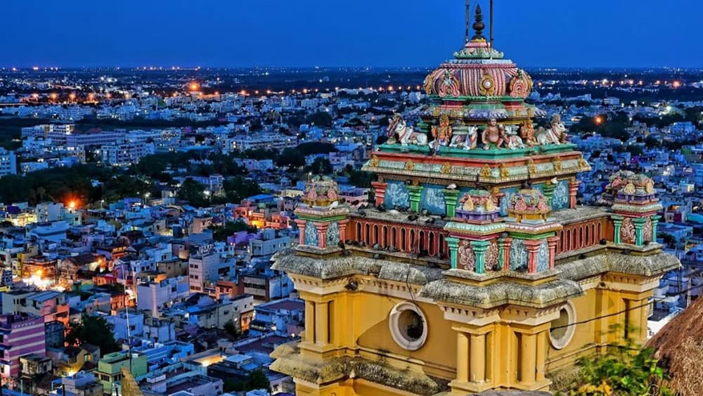 Pondicherry to Trichy Taxi